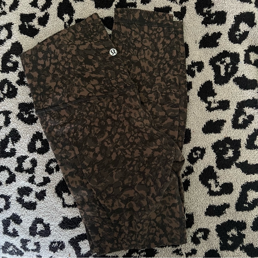 Lululemon Align High Rise Legging 25” - Brown Leopard - Picture 3 of 4